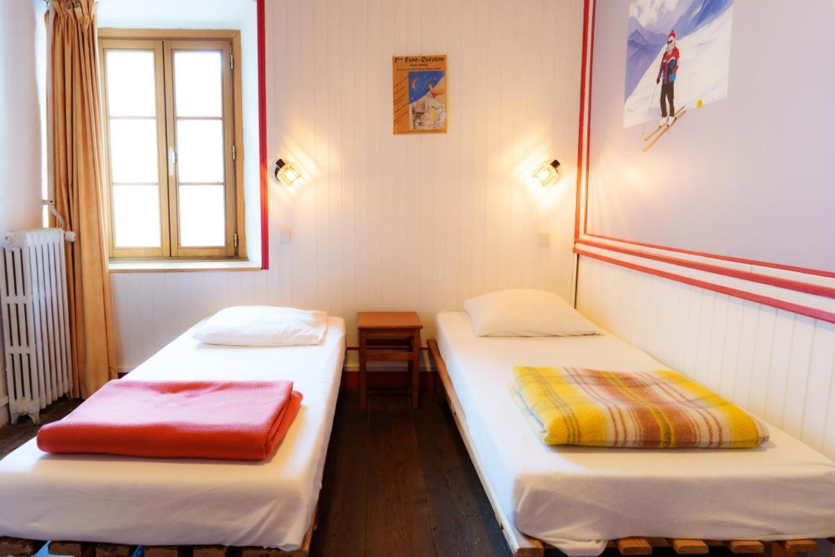 Auberge L'Estoilies Saint-Vérand Esterno foto