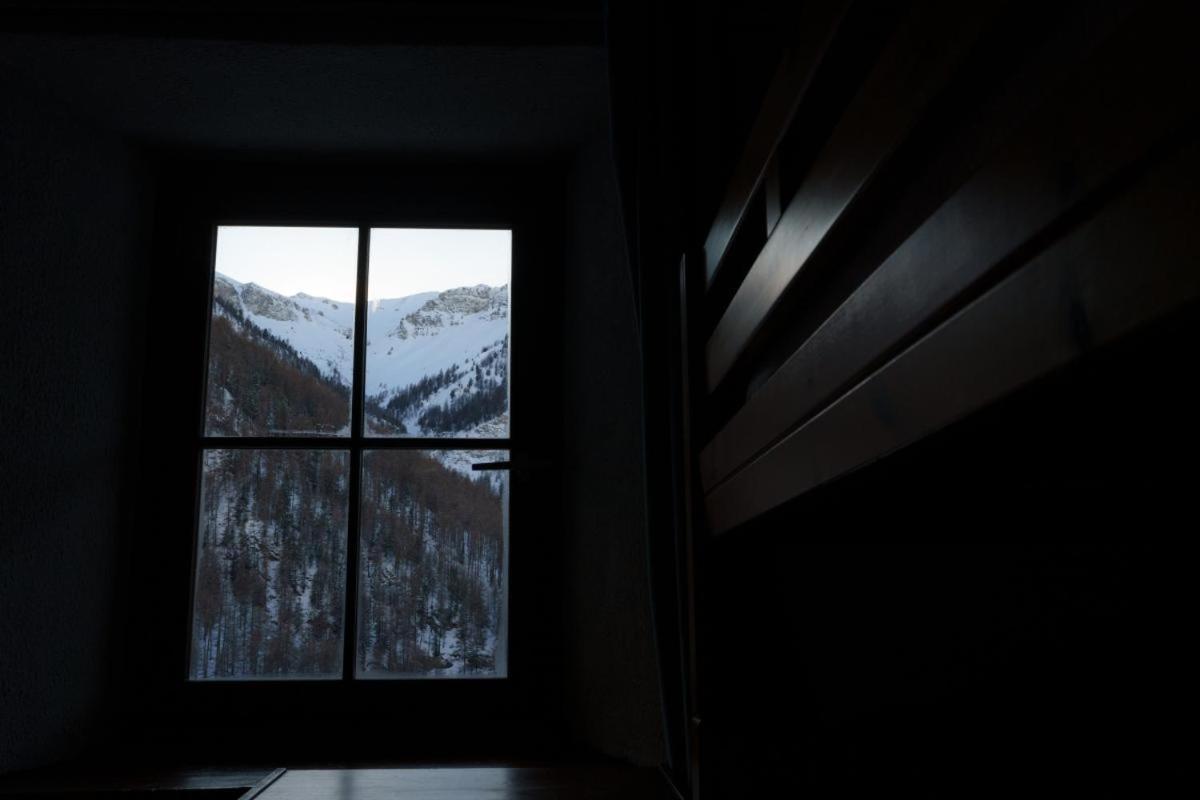 Auberge L'Estoilies Saint-Vérand Esterno foto
