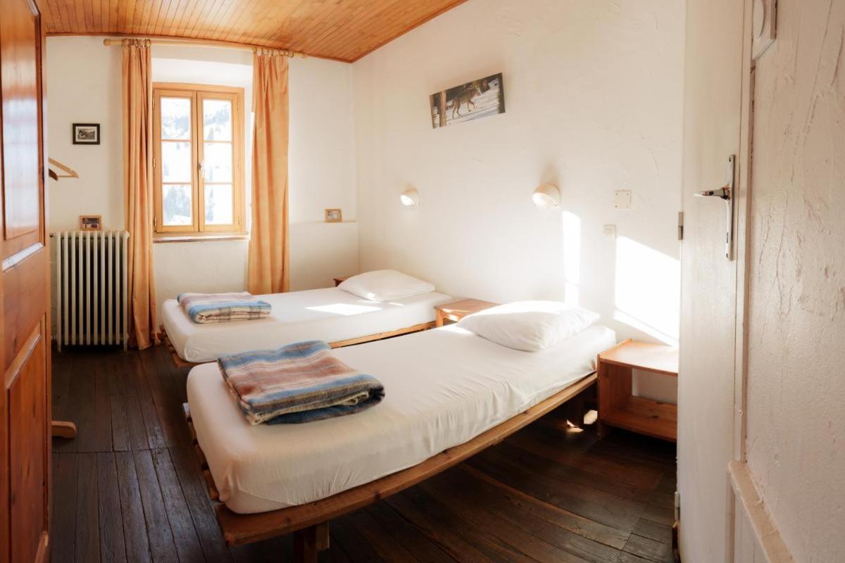 Auberge L'Estoilies Saint-Vérand Esterno foto