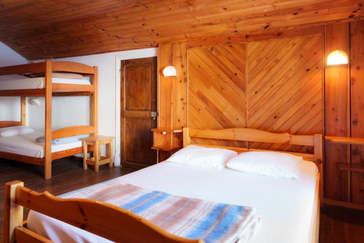 Auberge L'Estoilies Saint-Vérand Esterno foto